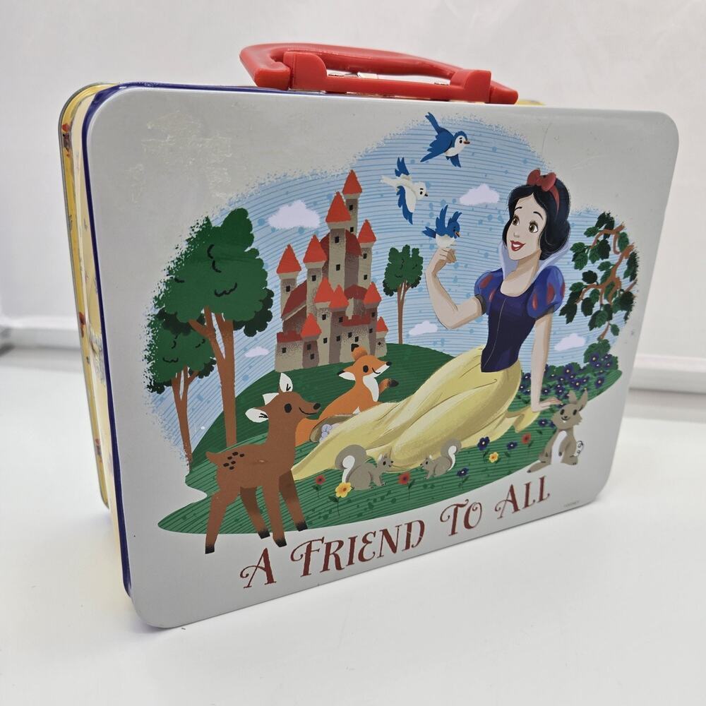 RARE Snow White Seven Dwarfs Walt Disney Raised Metal Lunch Box A Friend to All - Picture 2 of 8